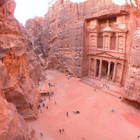 Petra Guests Hotel Wadi Musa Exteriér fotografie