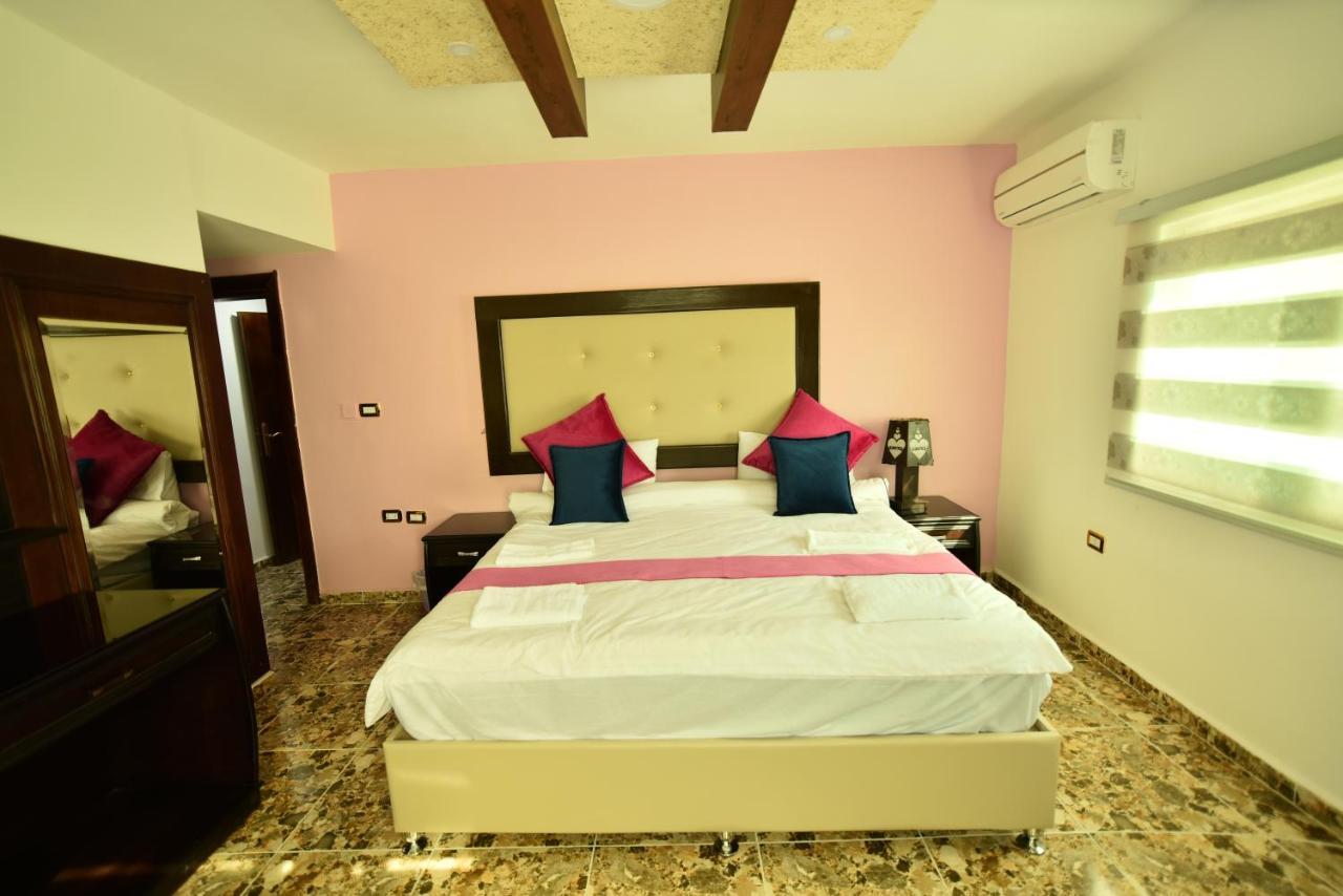 Petra Guests Hotel Wadi Musa Exteriér fotografie