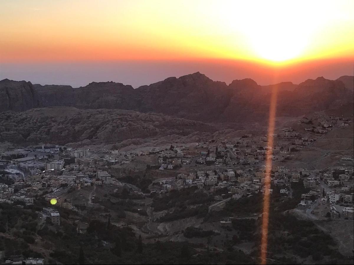 Petra Guests Hotel Wadi Musa Exteriér fotografie